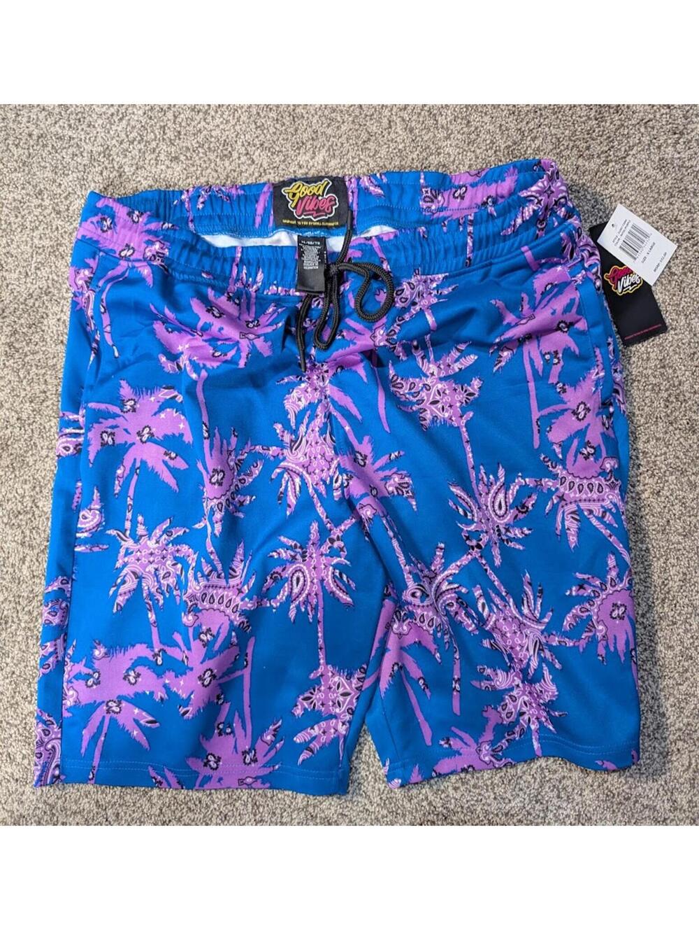 Good Vibes Drill Clothing Co Shorts XL NWT Blue Purple Paisley Bandana Palm Tree